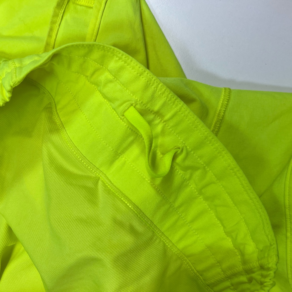 Lululemon Hotty Hot Shorts 4” High Rise Highlighter Yellow Women’s Size 6 - Picture 3 of 12